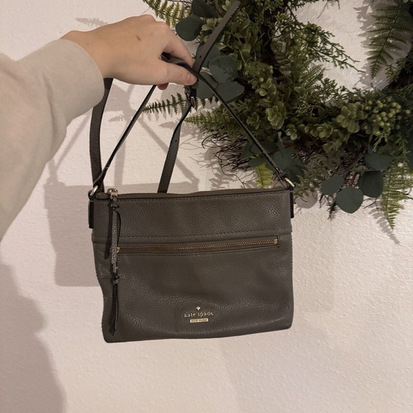 Kate Spade Heather Gray Pebbled Leather Gusset Jackson Crossbody Purse - Picture 12 of 15